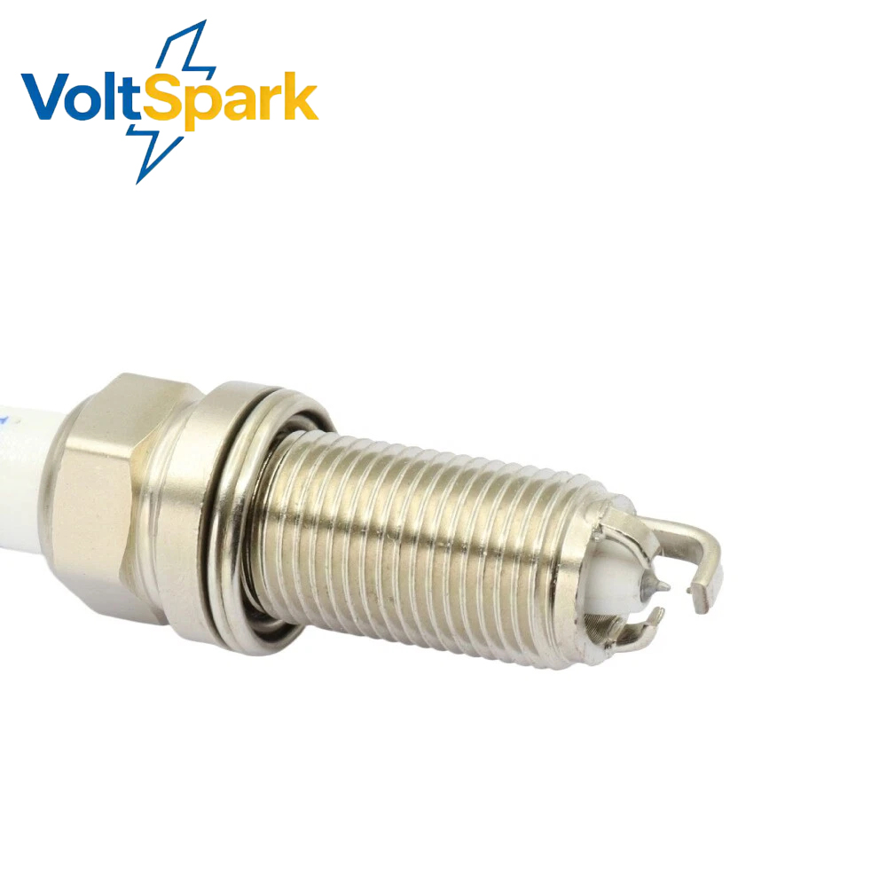 Candela d'Accensione 121200376 - Bosch Spark Plug Platinum recensione e prezzo